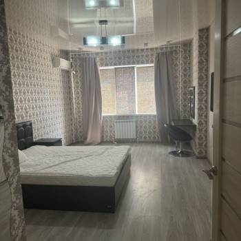 Сдается 1-комнатная квартира, 50 м²