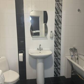 Сдается 1-комнатная квартира, 50 м²