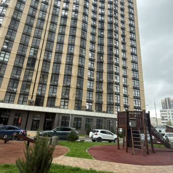 Продается 1-комнатная квартира, 40 м²