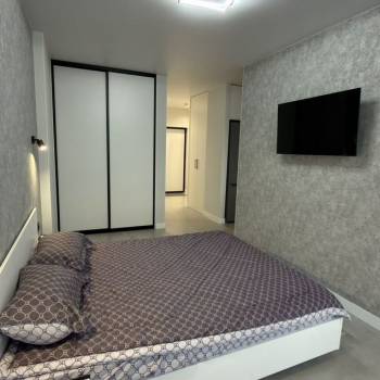 Продается 1-комнатная квартира, 40 м²