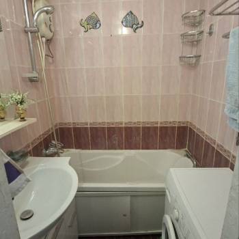Продается 3-х комнатная квартира, 58 м²
