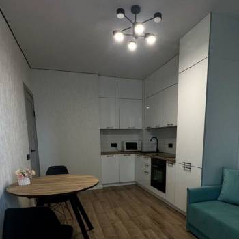 Сдается 1-комнатная квартира, 35 м²