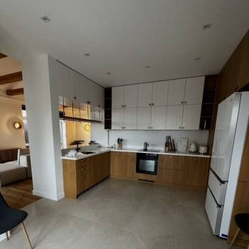 Продается Дом, 190 м²