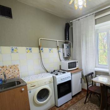 Сдается 1-комнатная квартира, 38 м²