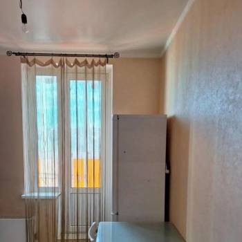Продается 1-комнатная квартира, 41 м²