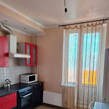 Продается 1-комнатная квартира, 41 м²