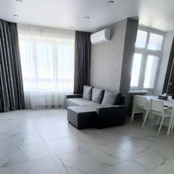 Сдается 1-комнатная квартира, 65 м²