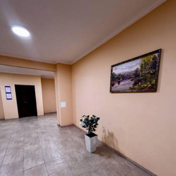 Продается 2-х комнатная квартира, 77,3 м²