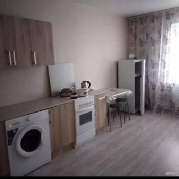 Сдается 2-х комнатная квартира, 42 м²