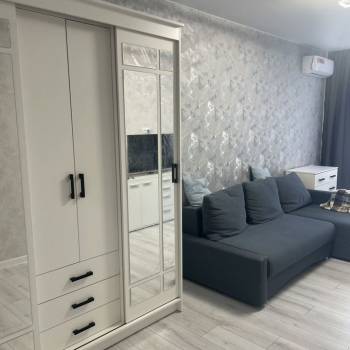 Сдается 1-комнатная квартира, 38 м²