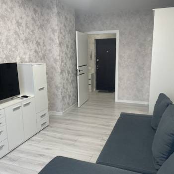 Сдается 1-комнатная квартира, 38 м²