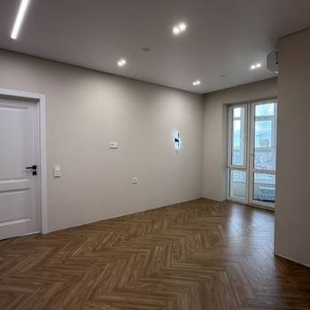 Продается Многокомнатная квартира, 80 м²