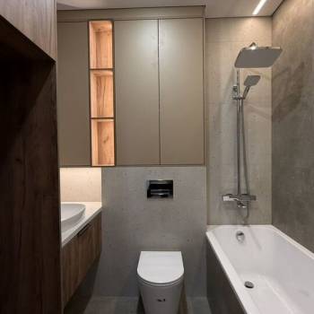 Продается Многокомнатная квартира, 80 м²