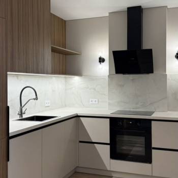Продается Многокомнатная квартира, 78 м²