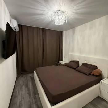 Сдается 1-комнатная квартира, 45 м²