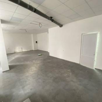 Сдается Нежилое помещение, 90 м²