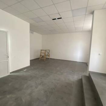 Сдается Нежилое помещение, 90 м²