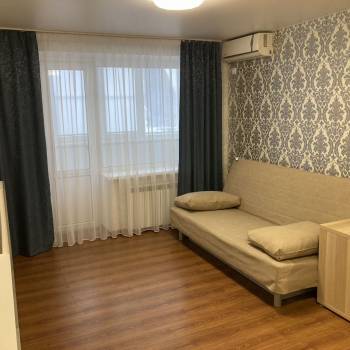 Сдается 1-комнатная квартира, 35 м²