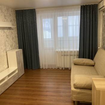 Сдается 1-комнатная квартира, 35 м²