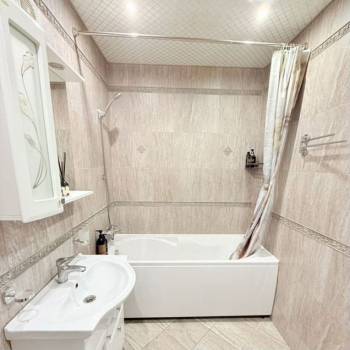 Продается 1-комнатная квартира, 43,7 м²