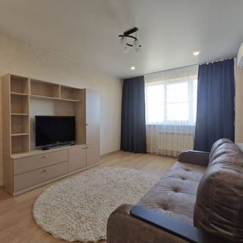 Сдается 1-комнатная квартира, 45 м²
