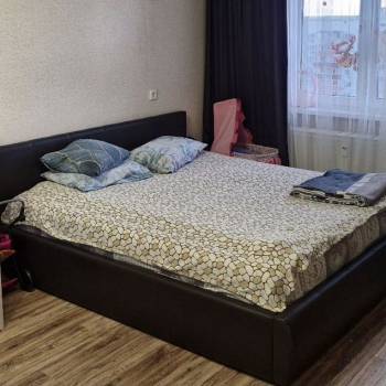 Продается 1-комнатная квартира, 36 м²