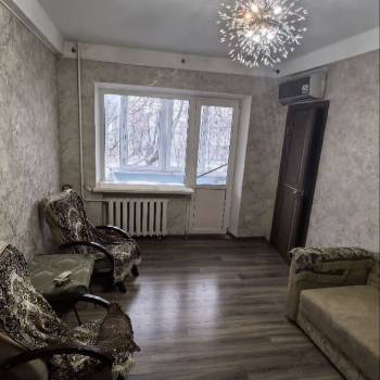 Продается 3-х комнатная квартира, 46,8 м²