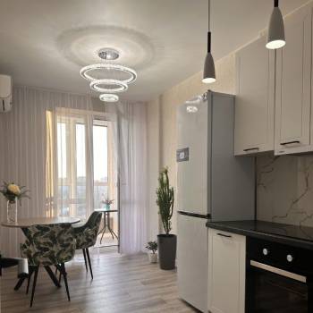 Продается 1-комнатная квартира, 44 м²