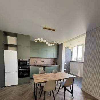 Сдается 2-х комнатная квартира, 65 м²