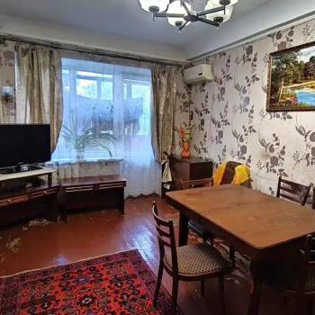 Продается Многокомнатная квартира, 58,3 м²