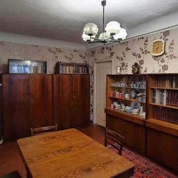 Продается Многокомнатная квартира, 58,3 м²