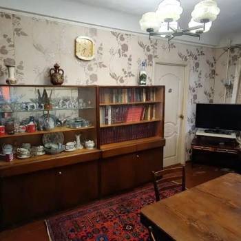 Продается Многокомнатная квартира, 58,3 м²