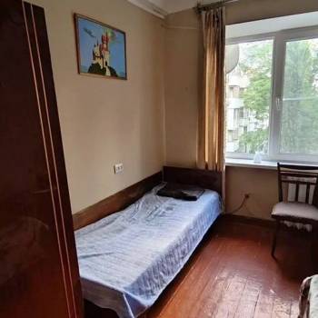 Продается Многокомнатная квартира, 58,3 м²
