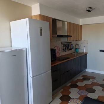 Продается Многокомнатная квартира, 100 м²