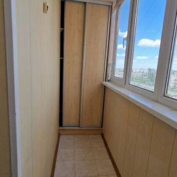 Продается Многокомнатная квартира, 100 м²