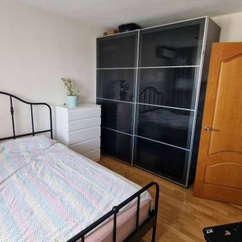 Продается Многокомнатная квартира, 100 м²