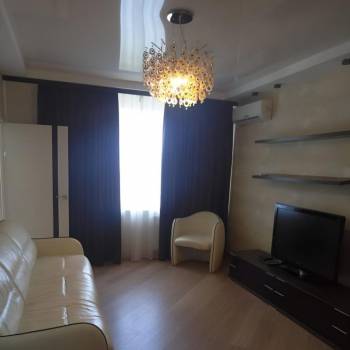 Сдается 1-комнатная квартира, 46 м²