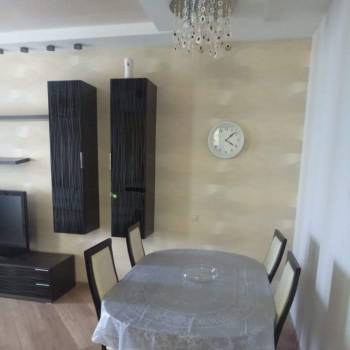 Сдается 1-комнатная квартира, 46 м²