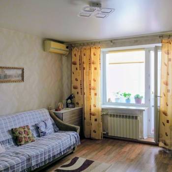 Продается 1-комнатная квартира, 37 м²