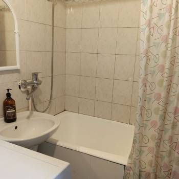 Продается 3-х комнатная квартира, 56 м²
