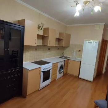 Продается 1-комнатная квартира, 52,9 м²