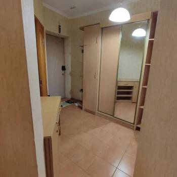 Продается 1-комнатная квартира, 52,9 м²