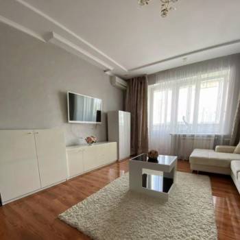 Продается 2-х комнатная квартира, 82 м²