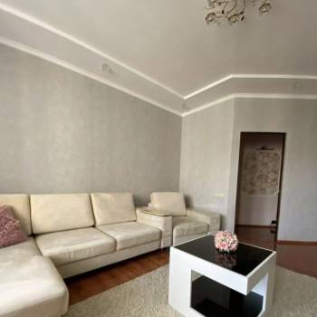 Продается 2-х комнатная квартира, 82 м²