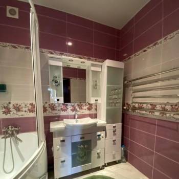 Продается 2-х комнатная квартира, 82 м²