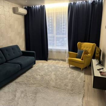 Сдается 1-комнатная квартира, 40 м²