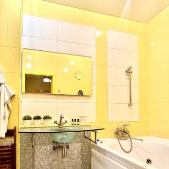 Продается 3-х комнатная квартира, 137,5 м²