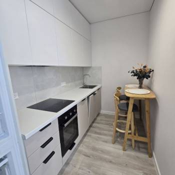 Продается 1-комнатная квартира, 30 м²