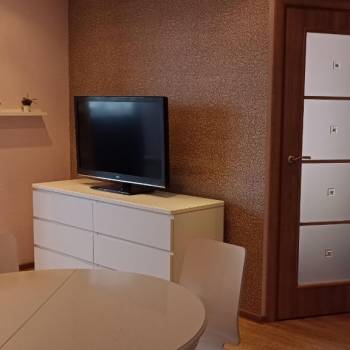 Продается 1-комнатная квартира, 38 м²
