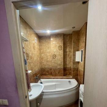 Сдается 2-х комнатная квартира, 73 м²